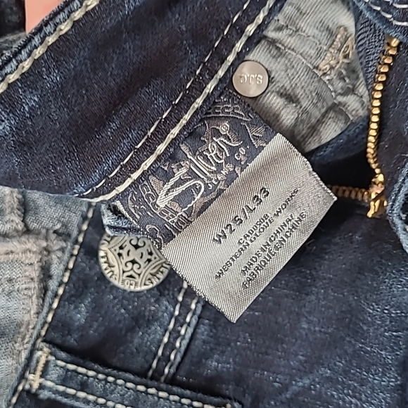 Silver Jeans - Picture 5 of 7